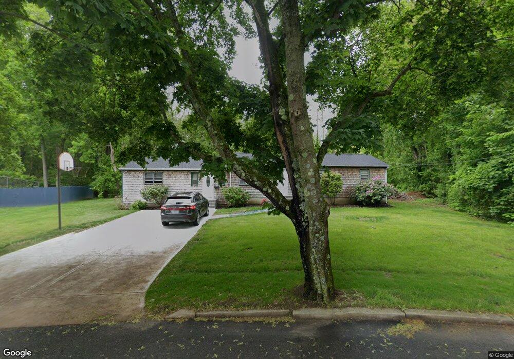 185 Pheasant Dr, Cranston, RI 02920 - photo 1