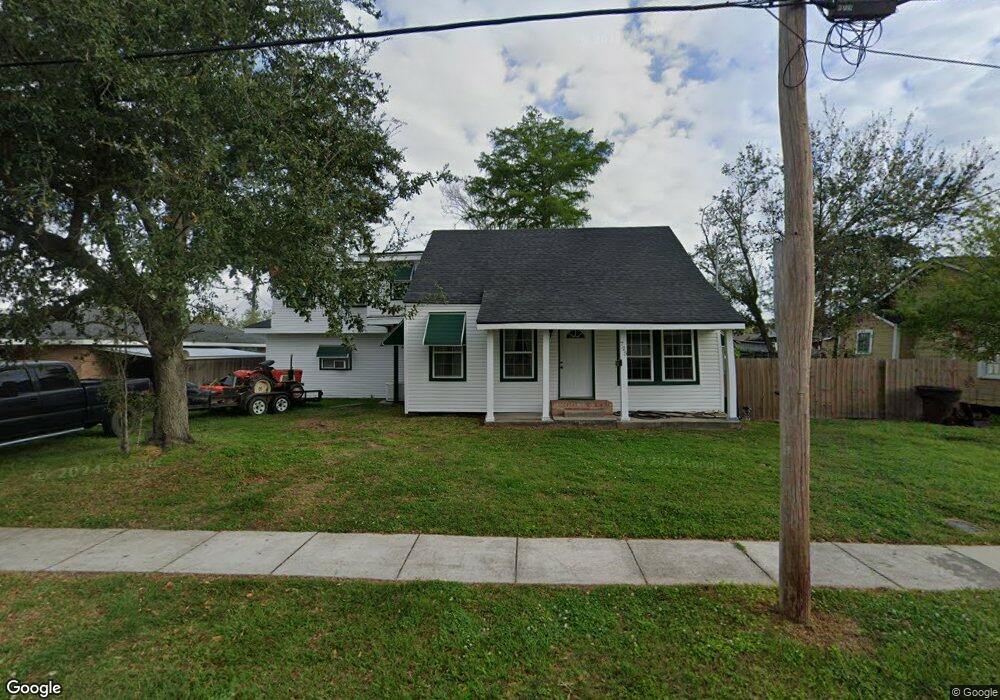 725 6th St, Lake Charles, LA 70601 - photo 1