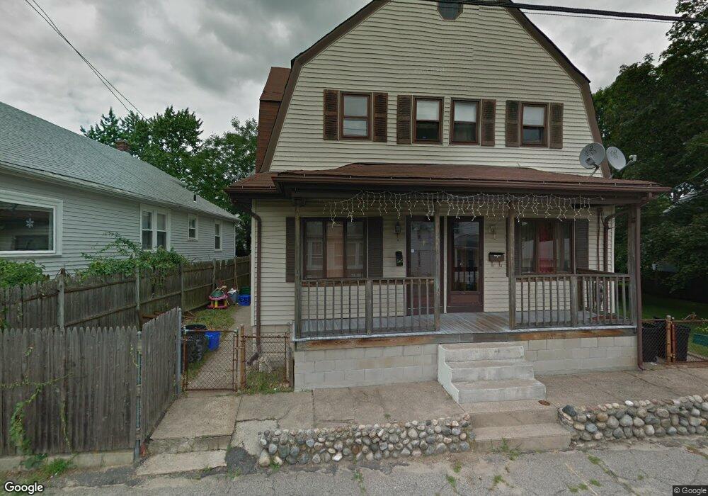 53 Fairview Ave, Pawtucket, RI 02860 - photo 1