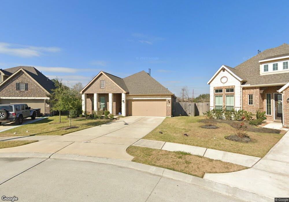 1750 Sunset Express Dr, Alvin, TX 77511 - photo 1