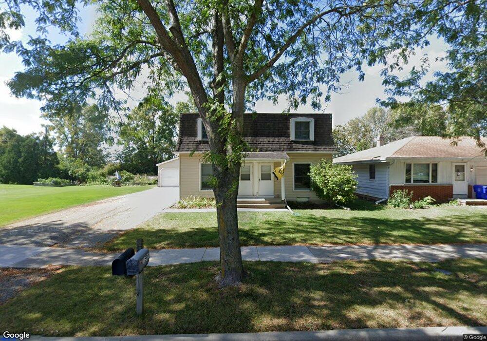 1507 N Birchwood Ave, Appleton, WI 54914 - photo 1