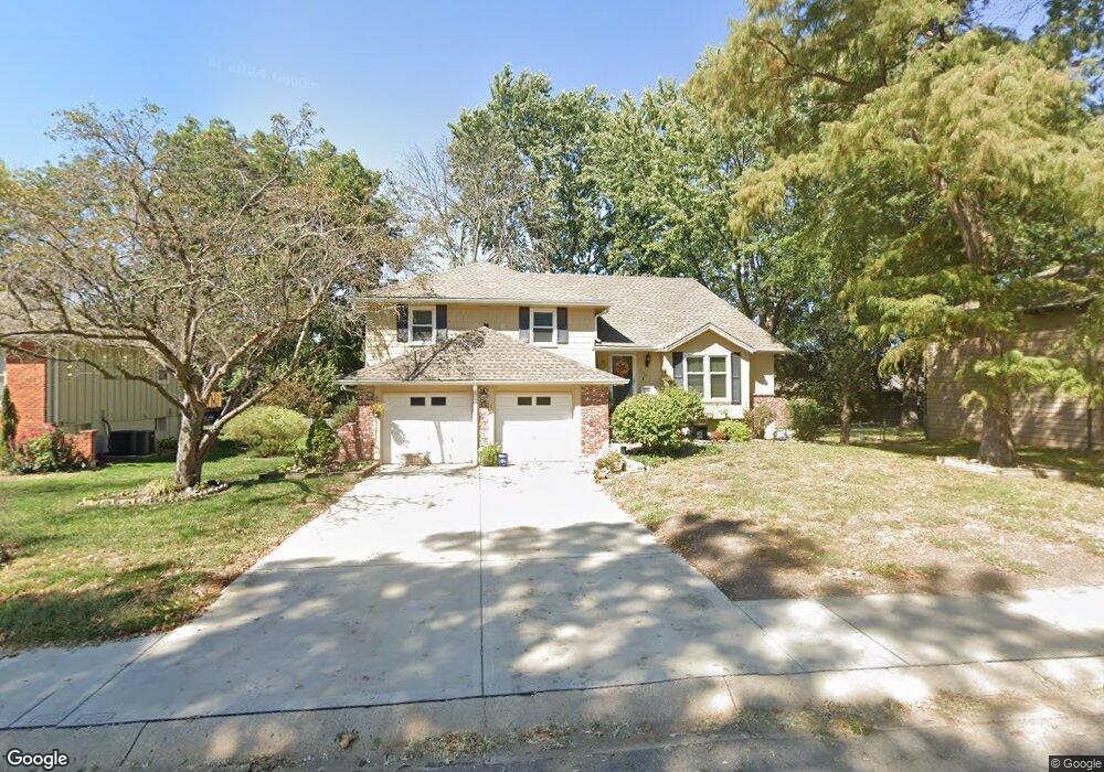 508 N Jefferson St, Raymore, MO 64083 - photo 1