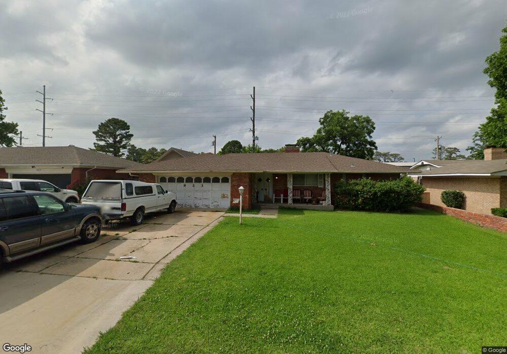 923 Cottonwood St, Ardmore, OK 73401 - photo 1