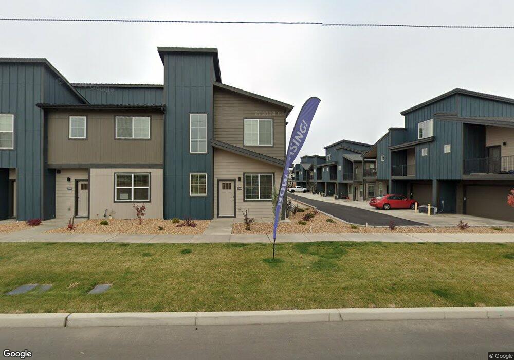 3725 SW Obsidian Ave, Redmond, OR 97756 - photo 1