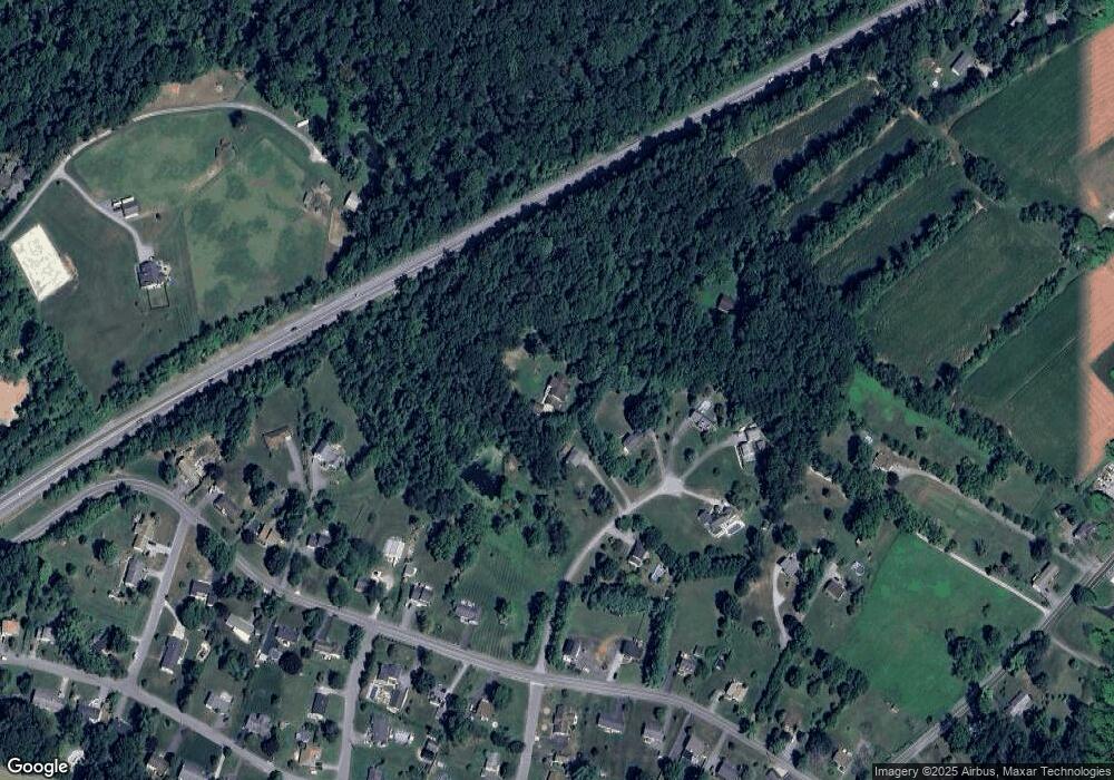 652 Gahle Dr, Westminster, MD 21157 - photo 1