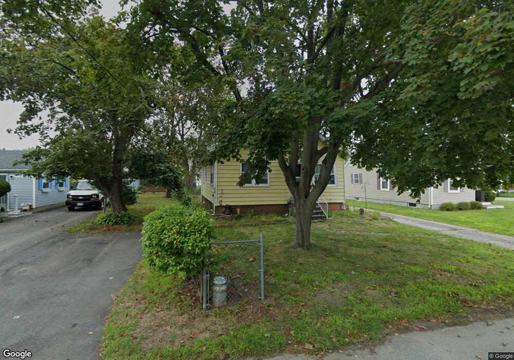 79 Bellevue Ave, Warwick, RI 02888 - photo 1