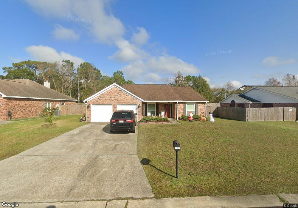 3012 Meadow Lake Dr E, Slidell, LA 70461 - photo 1