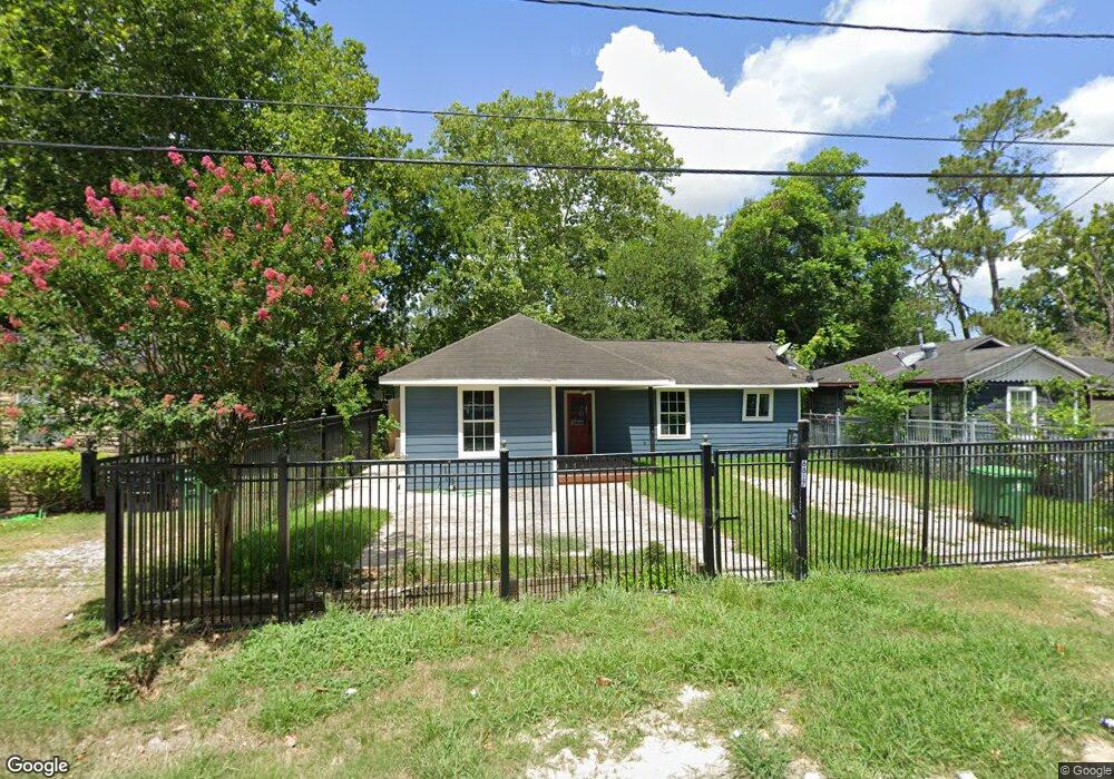 6817 Mcwilliams Dr, Houston, TX 77091 - photo 1