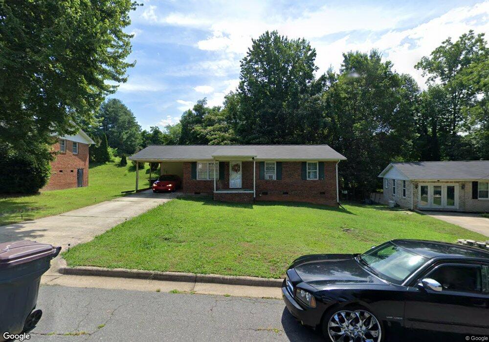 515 Staples St, Reidsville, NC 27320 - photo 1