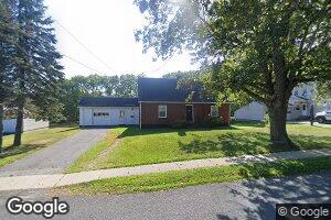 168 School St, Cheshire, MA 01225