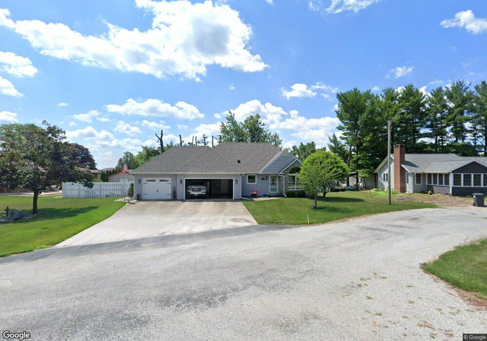 207 Pershing Ct W, Philo, IL 61864 - photo 1