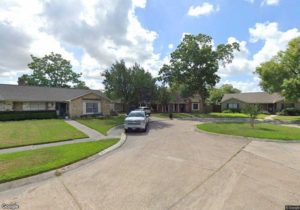 391 Kingscourt Dr, Houston, TX 77015 - photo 1