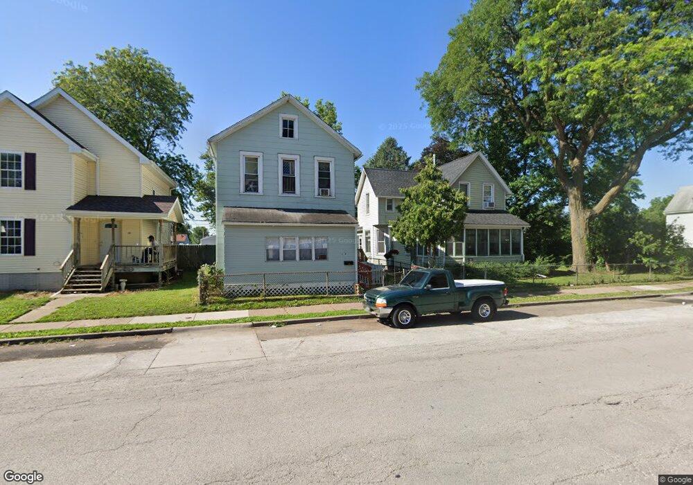 1115 W 6th St, Davenport, IA 52802 - photo 1
