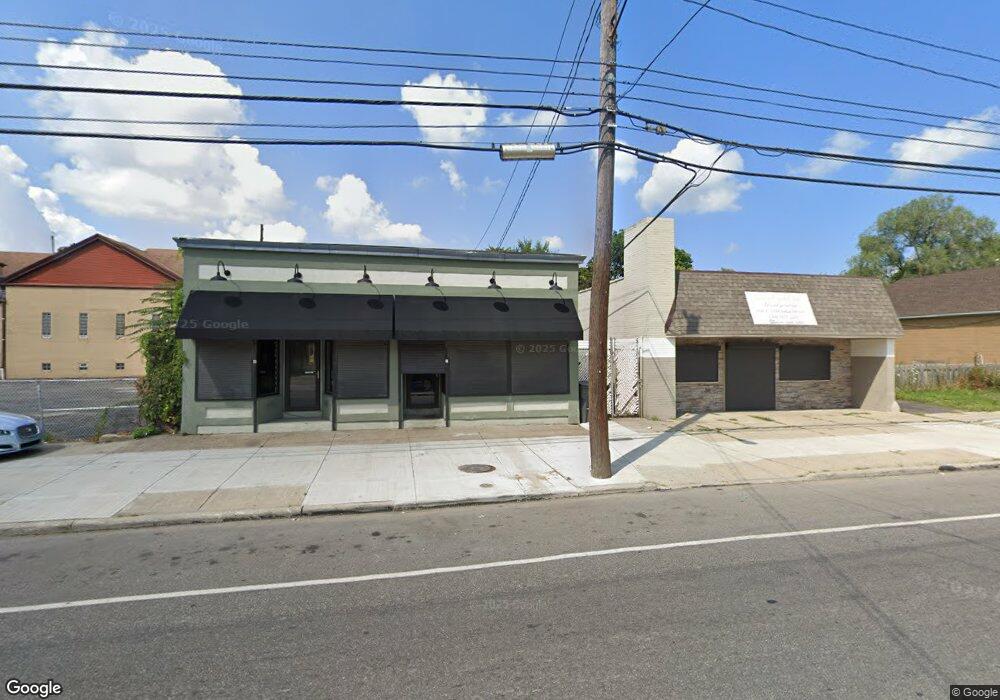 3994 E 131st St, Cleveland, OH 44105 - photo 1