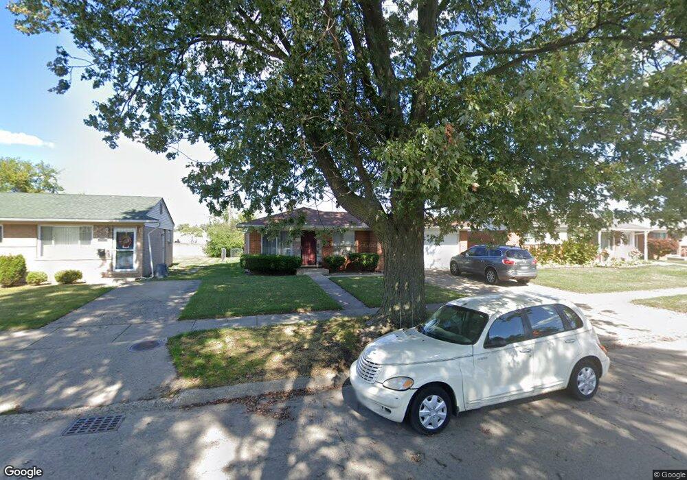 10452 N Oak Dr, Ferndale, MI 48220 - photo 1