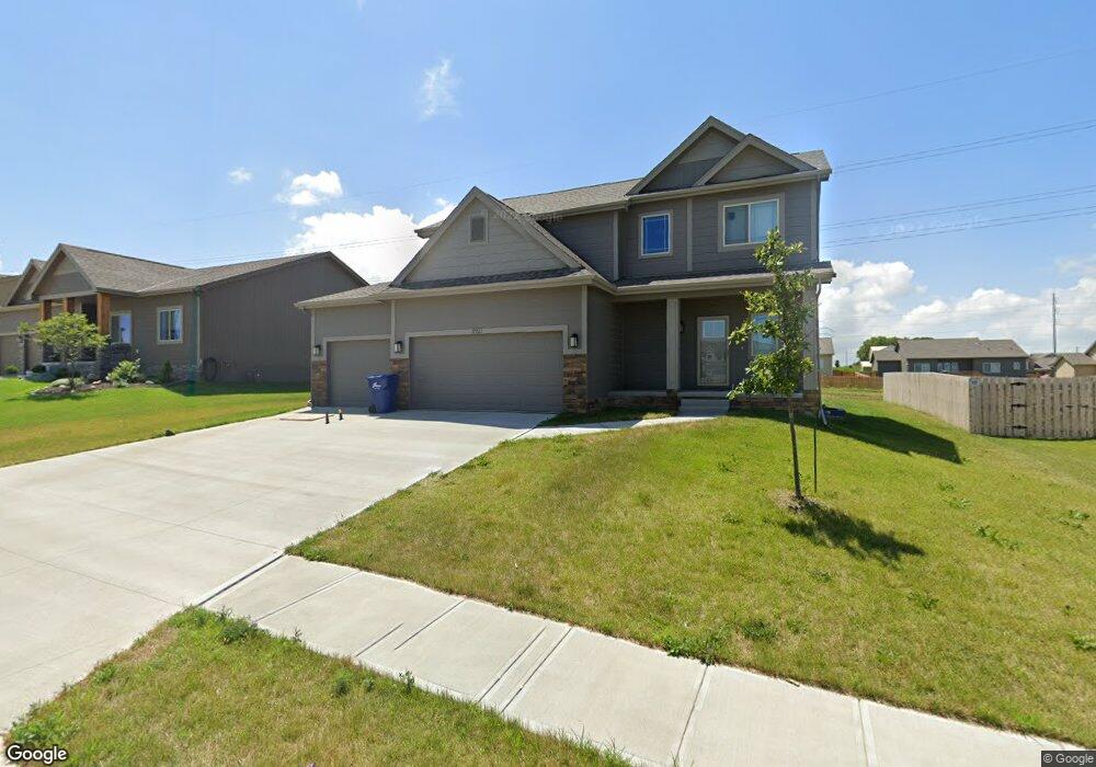 11712 S 112th St, Papillion, NE 68046 - photo 1