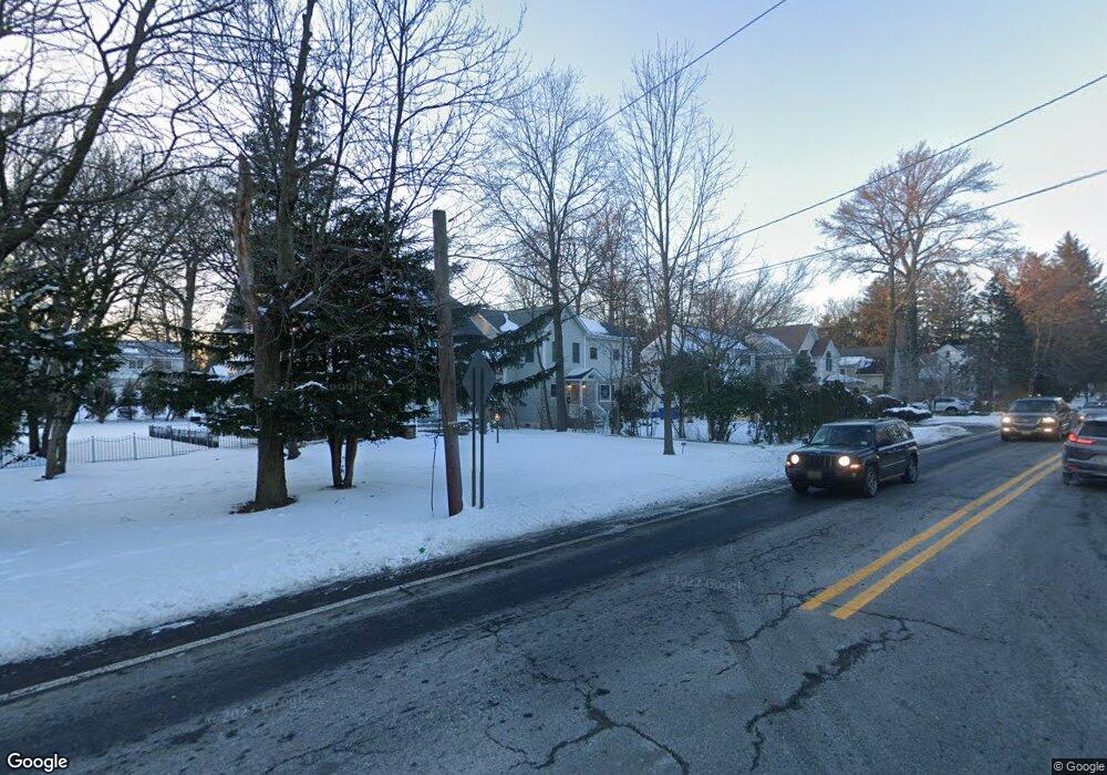 391 Knickerbocker Rd, Tenafly, NJ 07670 - photo 1