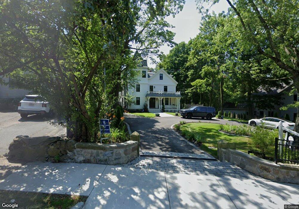 304 Elliot St unit 4, Newton, MA 02464 - photo 1