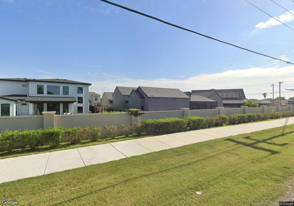 1608 Saint Claire Ave, Edinburg, TX 78539 - photo 1