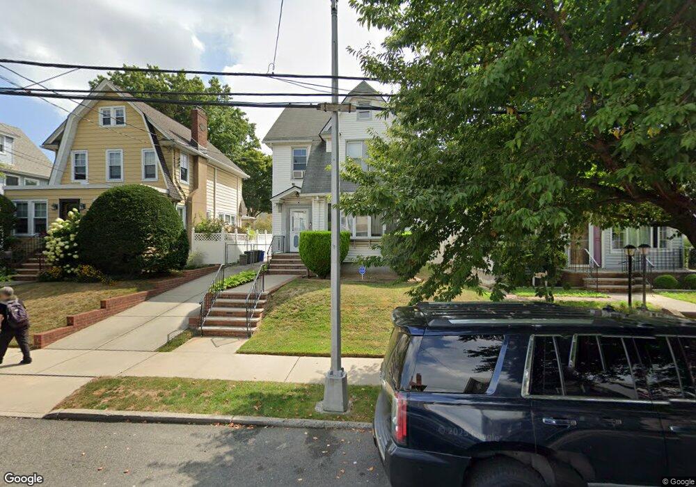 4339 168th St, Flushing, NY 11358 - photo 1