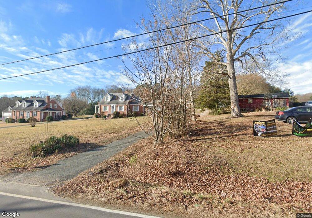 914 Raleigh St, Oxford, NC 27565 - photo 1