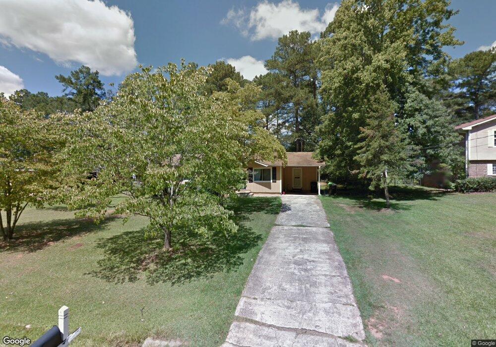 661 Maple Dr, Riverdale, GA 30274 - photo 1