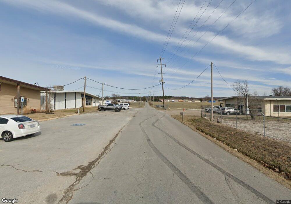 773 W Morris Ave, Springdale, AR 72764 - photo 1