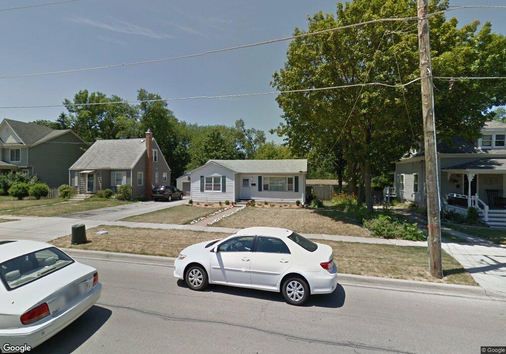 102 N Chase St, Wheaton, IL 60187 - photo 1