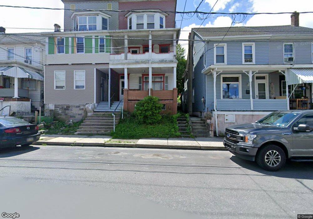 304 E Bertsch St, Lansford, PA 18232 - photo 1