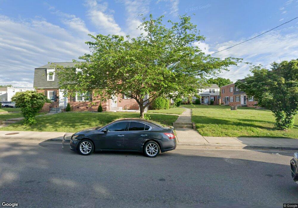 2424 Iverson St unit 2424, Temple Hills, MD 20748 - photo 1