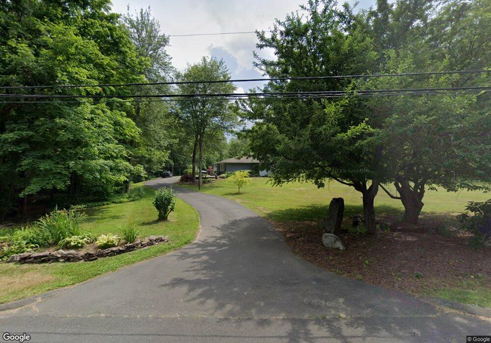 19 Gale Rd, Bloomfield, CT 06002 - photo 1