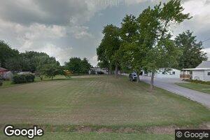 231 N Locust St, Tamaroa, IL 62888