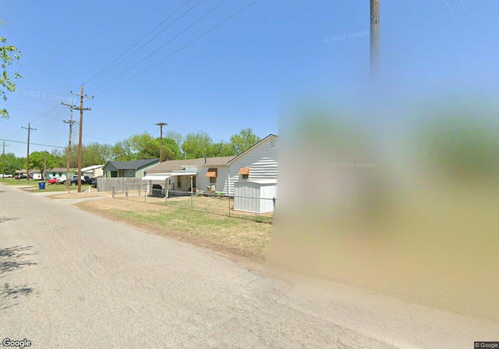 115 W Chestnut Ave, Duncan, OK 73533 - photo 1