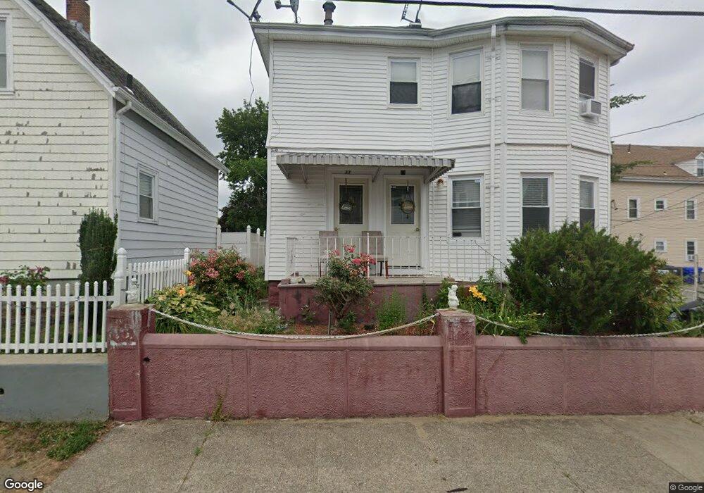 11 Lakeview Ave, Pawtucket, RI 02860 - photo 1