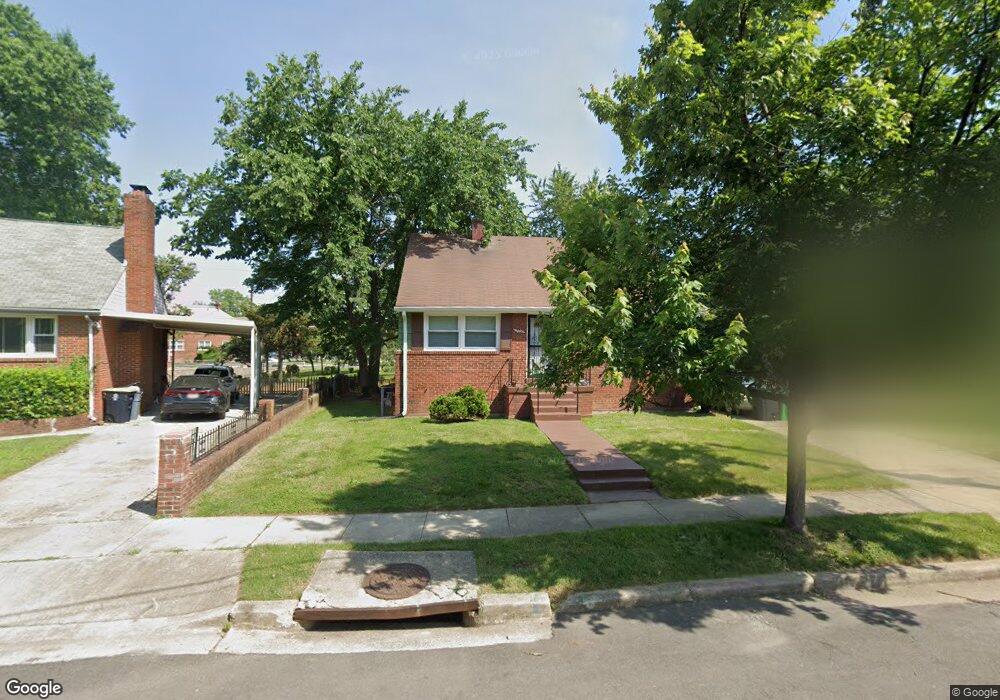 702 Maury Ave, Oxon Hill, MD 20745 - photo 1