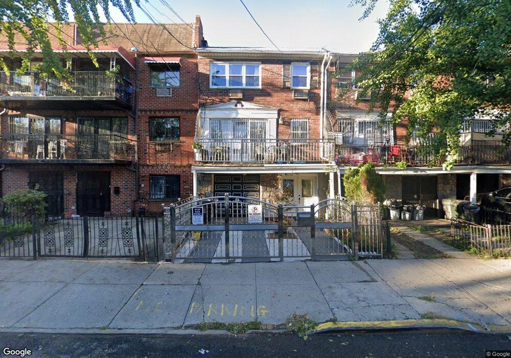 4220 Gleane St, Elmhurst, NY 11373 - photo 1