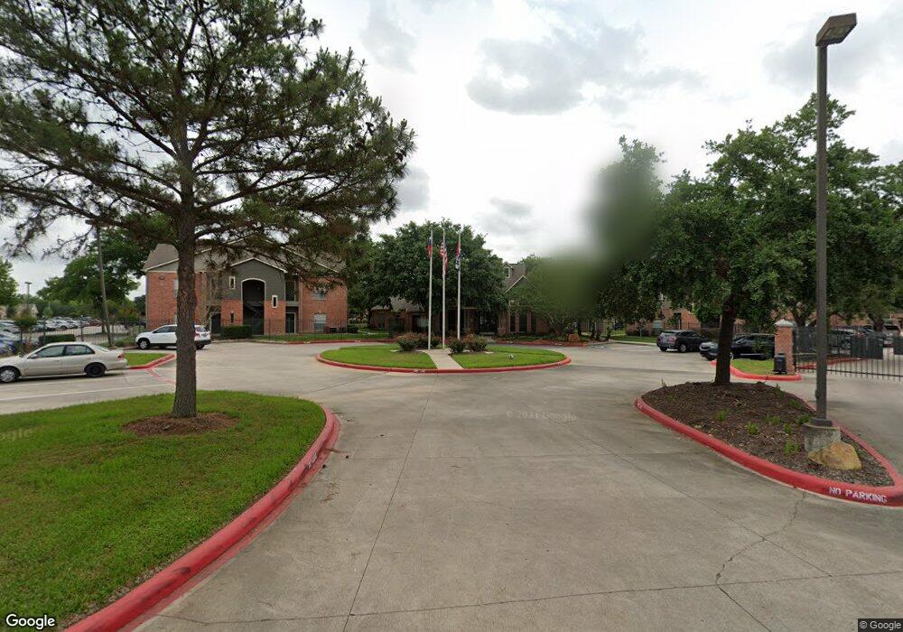 1011 Village Square Dr, Tomball, TX 77375 - photo 1