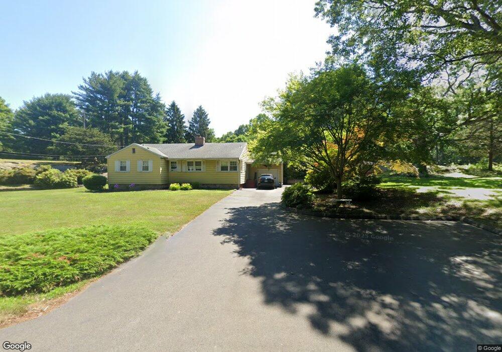 320 Leetes Island Rd, Branford, CT 06405 - photo 1