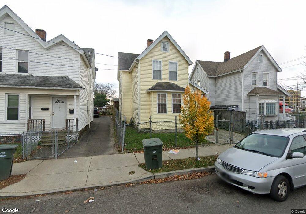 628 Maple St, Bridgeport, CT 06608 - photo 1