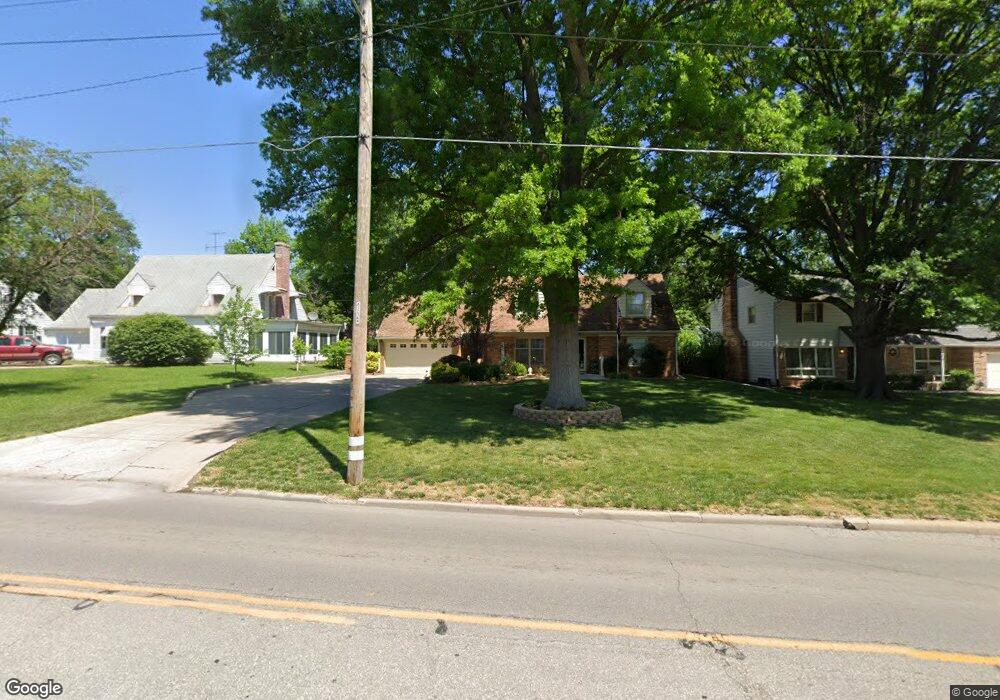 3612 SW 17th St, Topeka, KS 66604 - photo 1