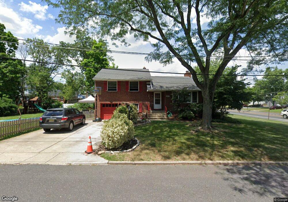 5 Cuthbert Cir, Haddon Township, NJ 08108 - photo 1