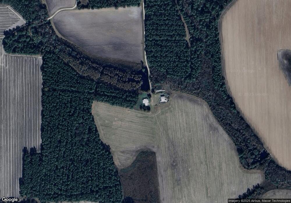 384 Dixie Dr, West Green, GA 31567 - photo 1