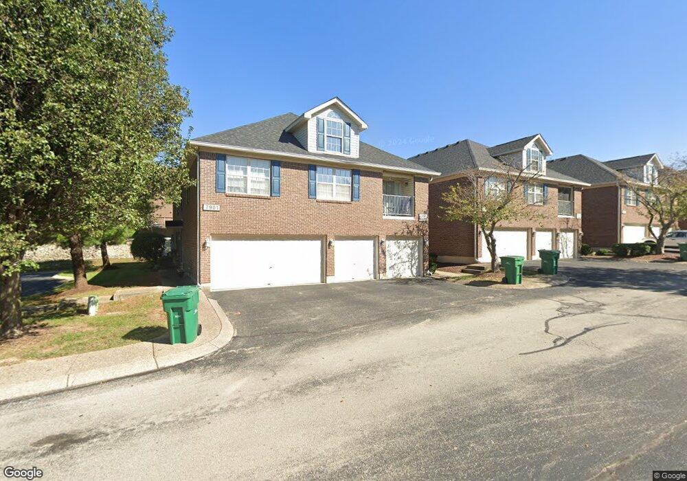 7903 Grand Cascade Dr, Louisville, KY 40228 - photo 1