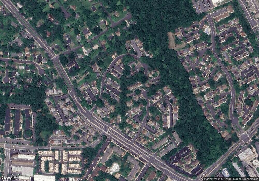 2985 Mission Square Dr, Fairfax, VA 22031 - photo 1