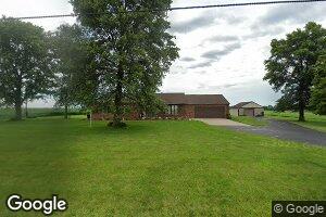 10521 Water Tower Rd, Dawson, IL 62520