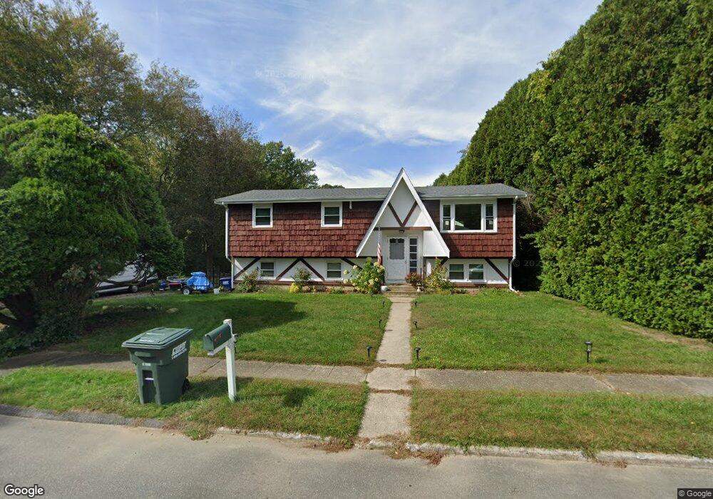 293 Capstan Ave, Mystic, CT 06355 - photo 1