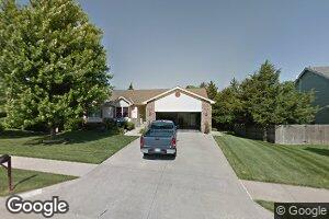 1676 Kingwood Dr, Manhattan, KS 66502
