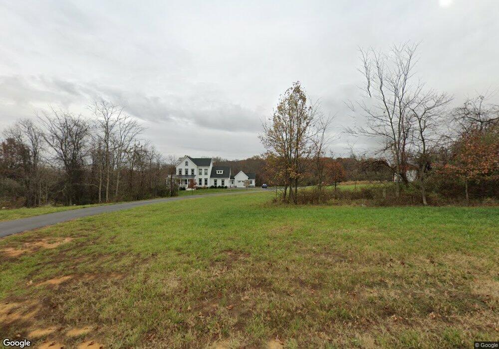 18386 Airmont Rd, Round Hill, VA 20141 - photo 1