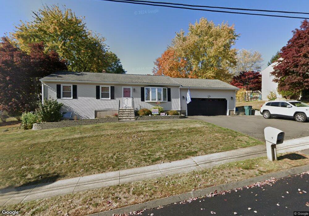 71 Peppermint Ln, Bristol, CT 06010 - photo 1