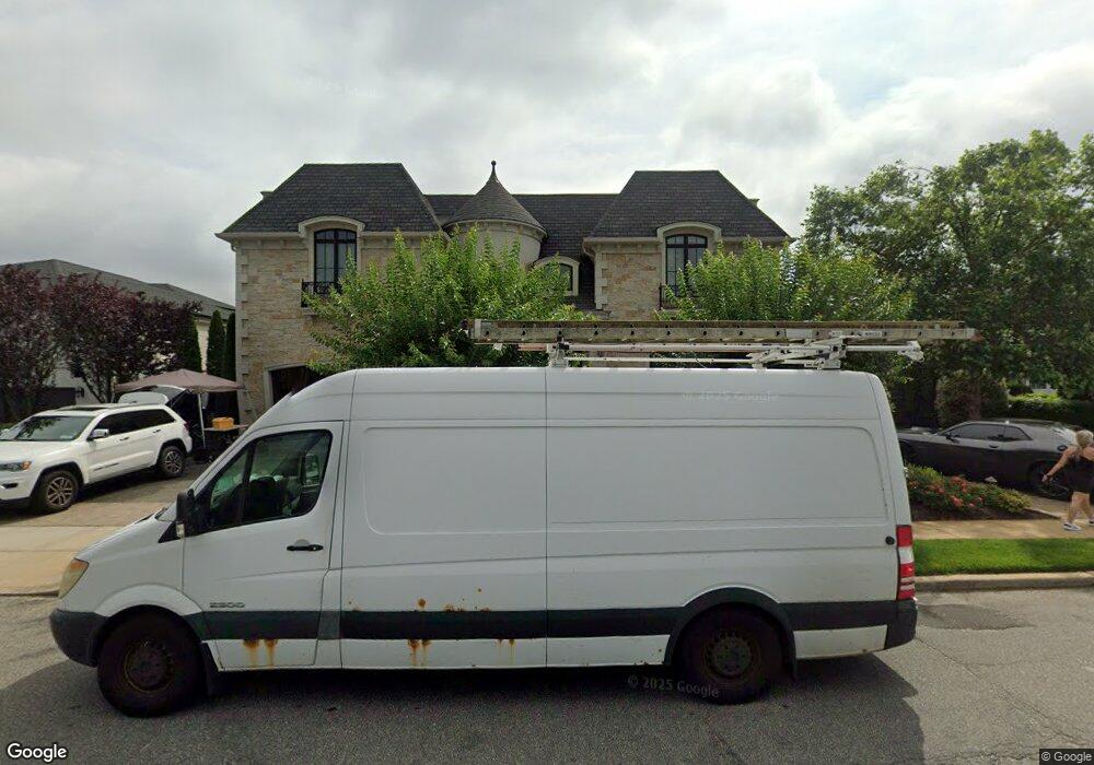 2847 Shore Dr, Merrick, NY 11566 - photo 1